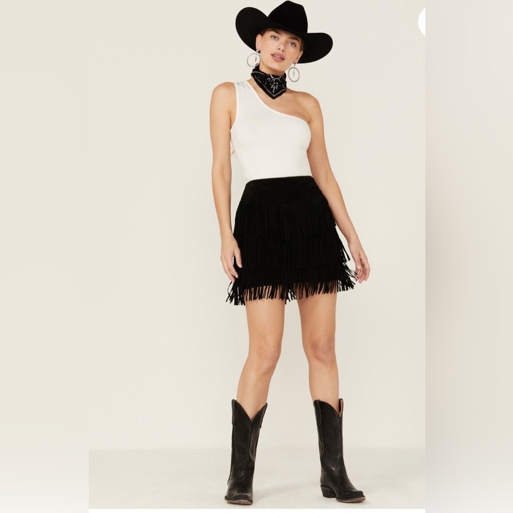 NW-POL Black Bubble Mini Skirt with Fringe Style